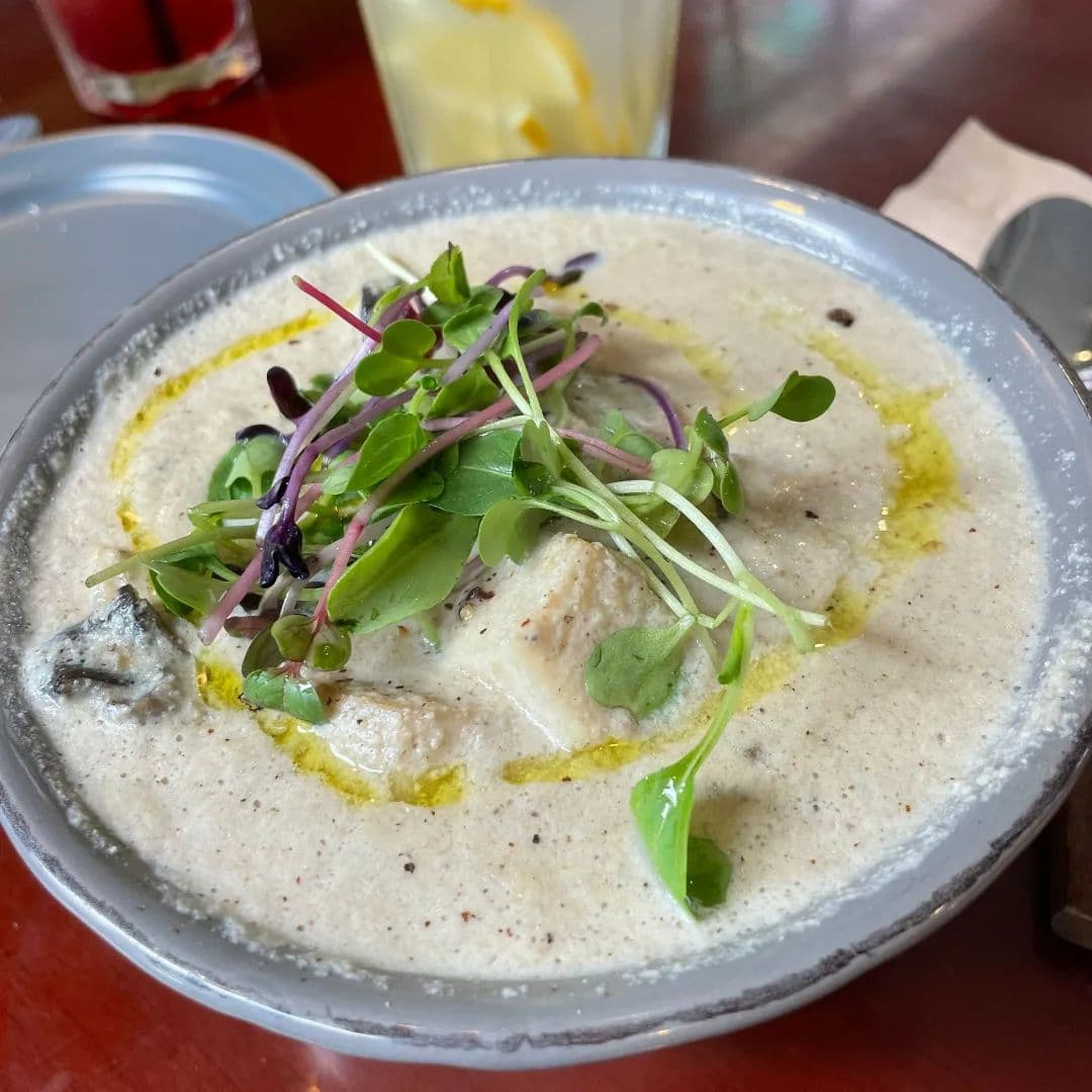 Sabores Únicos en Slunch Factory: Una Experiencia Vegana en Sangsu-dong