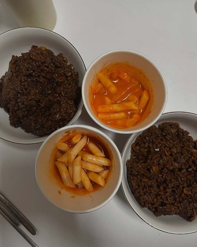 Probando productso coreanos: Tteokbokki de Yopokki y Bibimbap de Yangban